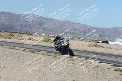 media/Oct-30-2025-Racers Edge (Thu) [[dabbdaf680]]/3-B Group/Session 3 (Turn 15 Inside)/